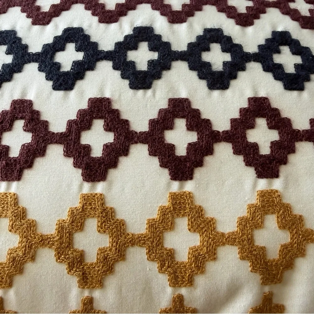 New Pendleton Cotton Lumbar Pillow 16”x12” Embroidered Geometric Southwestern
